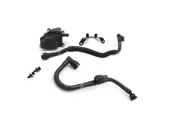 FORD PERFORMANCE OIL-AIR SEPARATOR RH - 2015-2023 MUSTANG 2.3L ECOBOOST