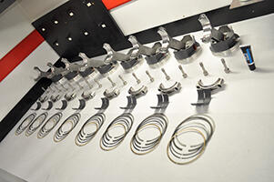 LIVERNOIS MOTORSPORTS 2011-2014 FORD 5.0 PISTON & ROD UPGRADE KIT 11.5:1